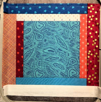 log cabin square 10.7x10.7 inches